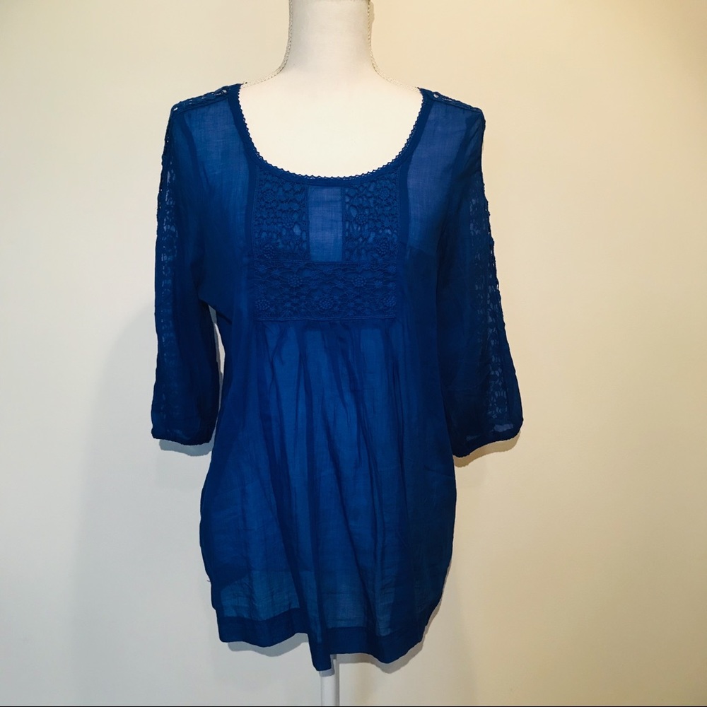 4/$20 Royal blue boho peasant top.